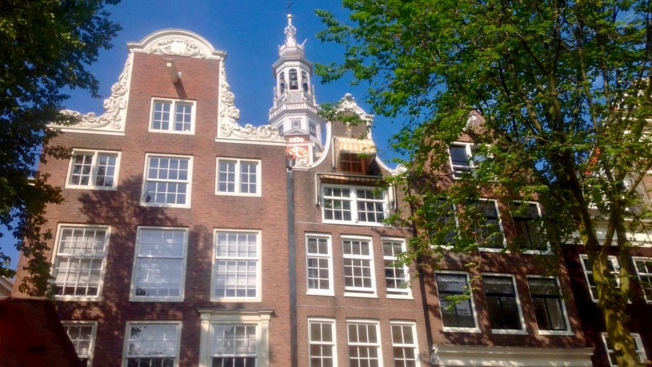 Room With A Few Amsterdam Exterior photo